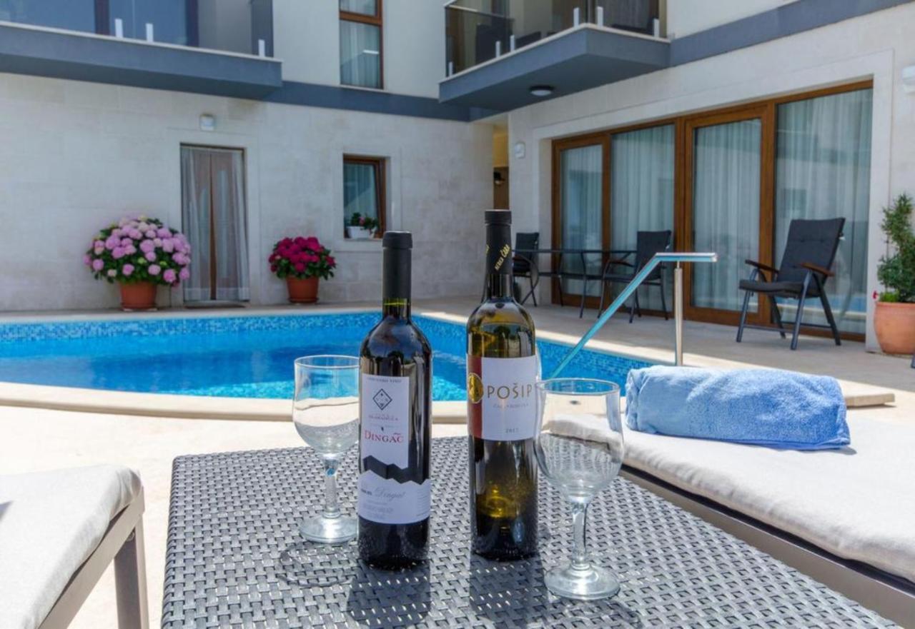 Villa La Veliki Drvenik Buitenkant foto
