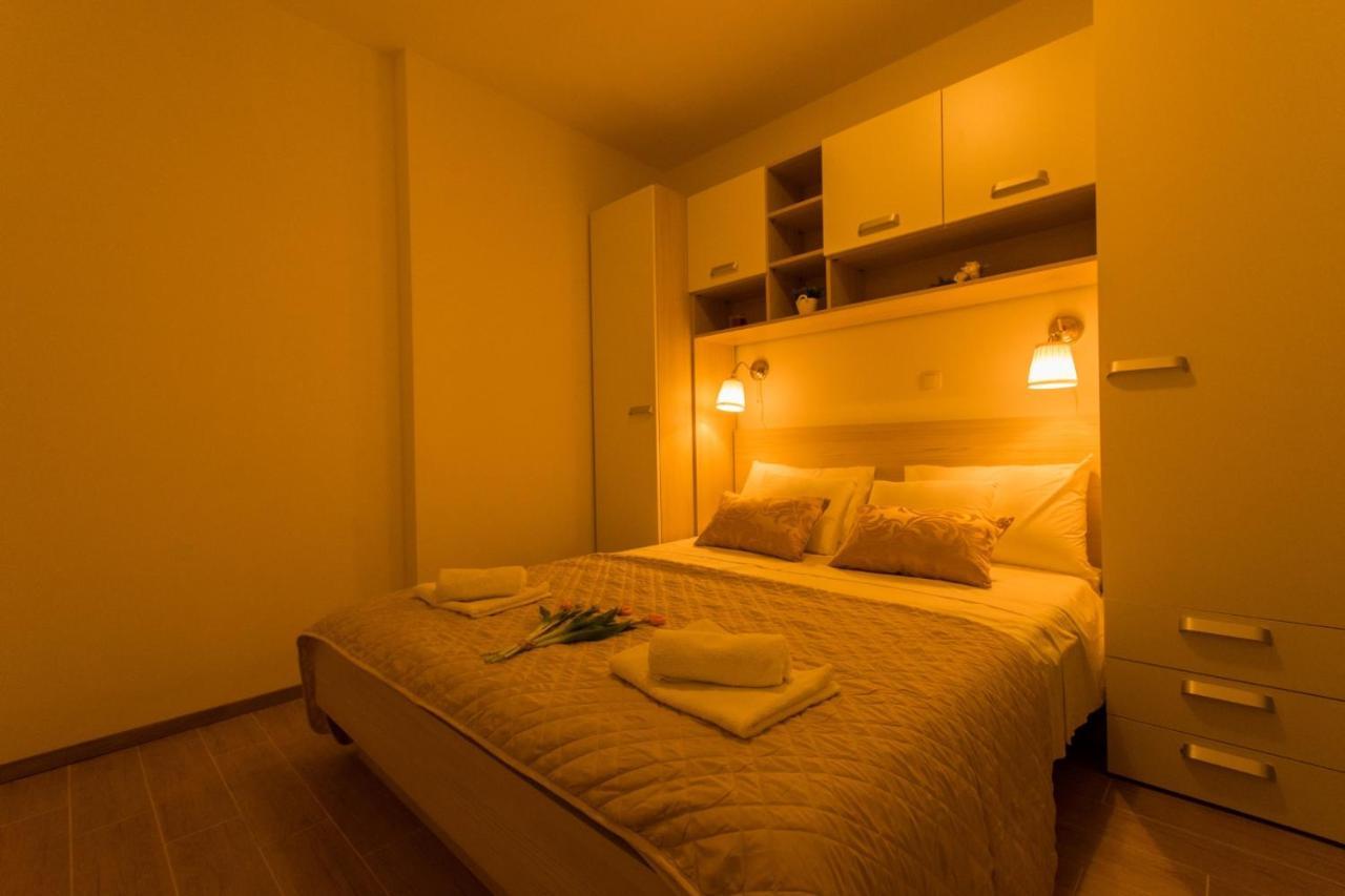 Villa La Veliki Drvenik Kamer foto